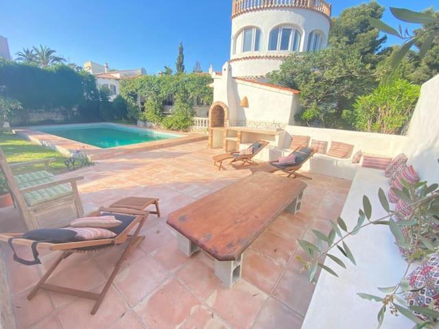 Beautiful Villa With Pool, Barbecue, And Garden Javea Exterior photo